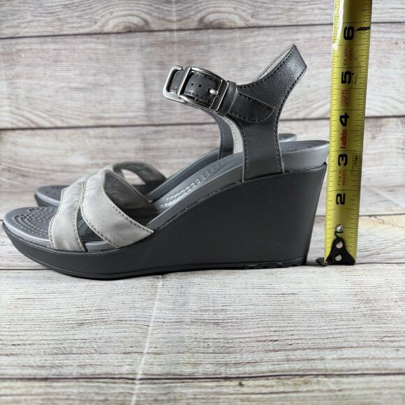 CROCS Sandals Womens Size 6 Leigh II Ankle Strap Platform Wedge Heel Gray - Picture 6 of 11